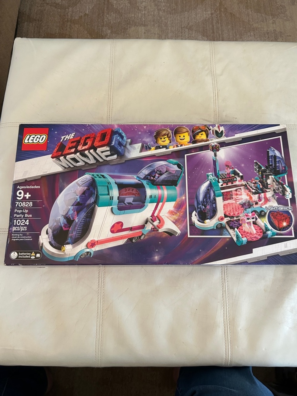 LEGO 70928 The LEGO Movie 2 Pop-Up Party Bus - White & Teal Playset
